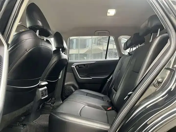 Wildlander 2023, 2.0L CVT, Two-Wheel Drive, Leading Edition 6
