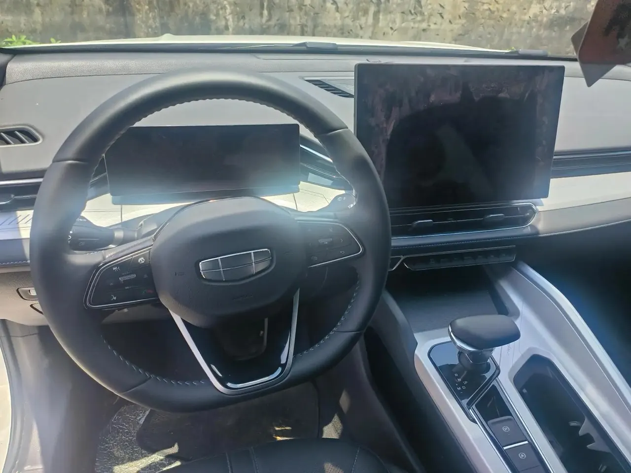 Geely 2025 Xingrui 1.5TD Oriental Yao Kunlun Edition Automatic 3