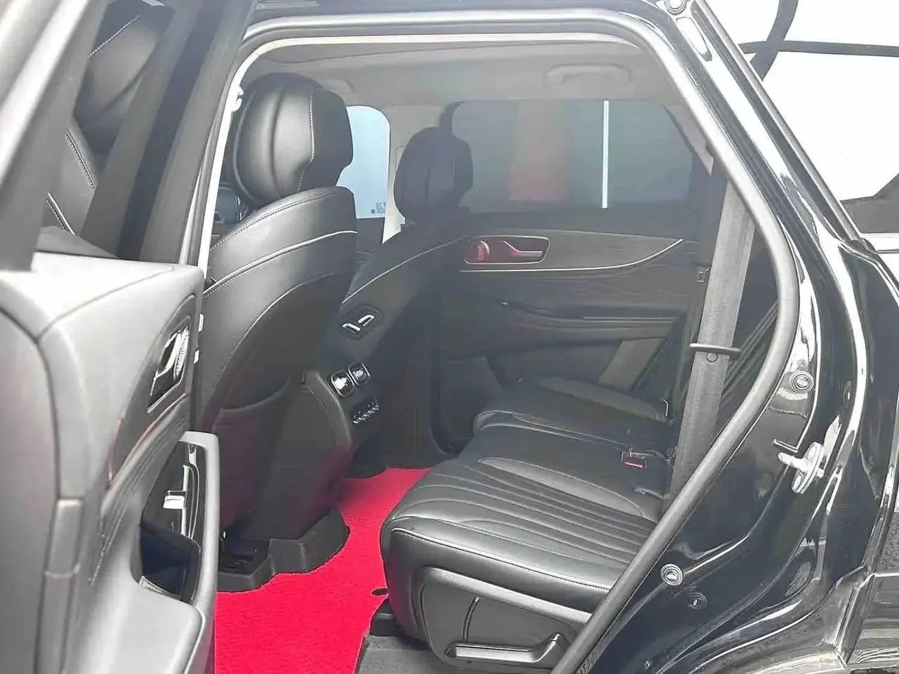 Ruihu 9 2023 2.0T Automatic Two-Drive Deluxe Edition 5 4