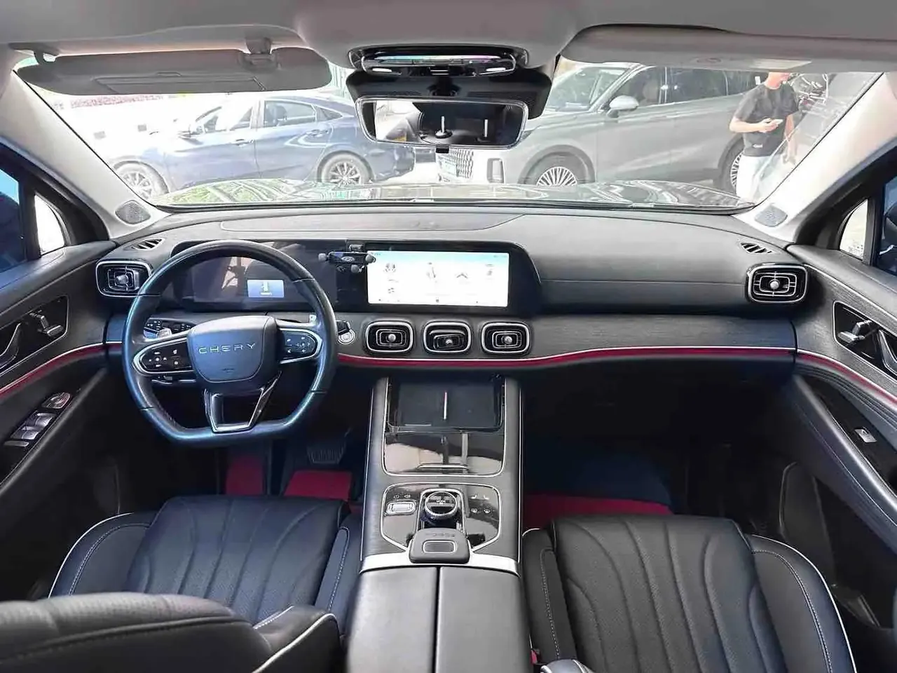 Ruihu 9 2023 2.0T Automatic Two-Drive Deluxe Edition 5 6