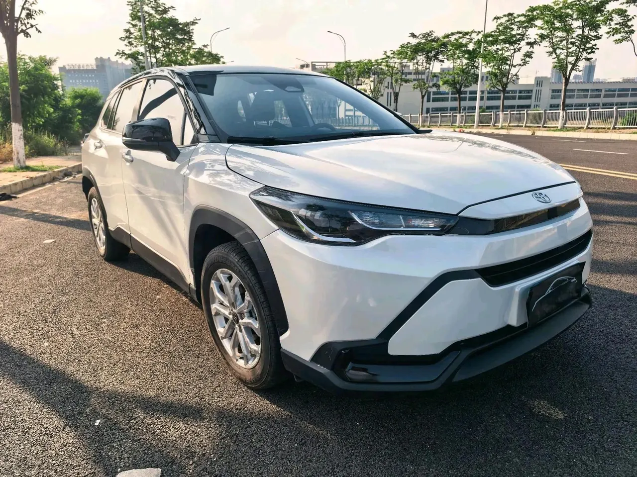 Toyota 2026 Front Landa 2.0 Stepless Comfort PLUS Edition Automatic Gear 3