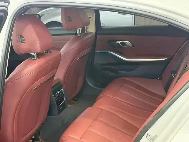 BMW 3 Series 2023 model 325Li M Sport Package 8