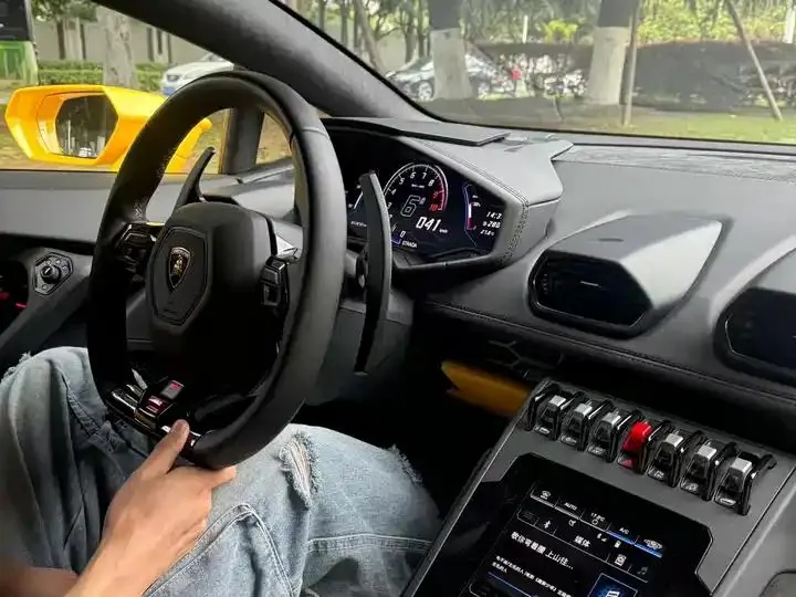Huracán 2020 Huracán EVO RWD 5