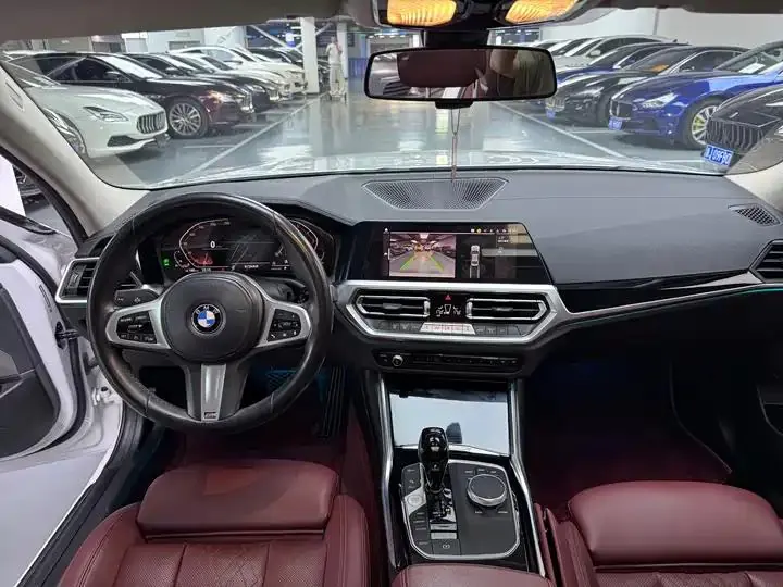 BMW 3 Series 2022 320Li M Sports Suit 14