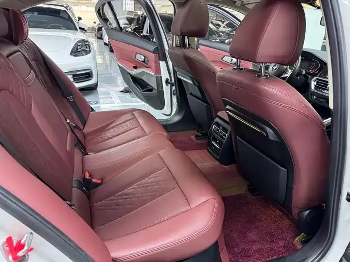 BMW 3 Series 2022 320Li M Sports Suit 15