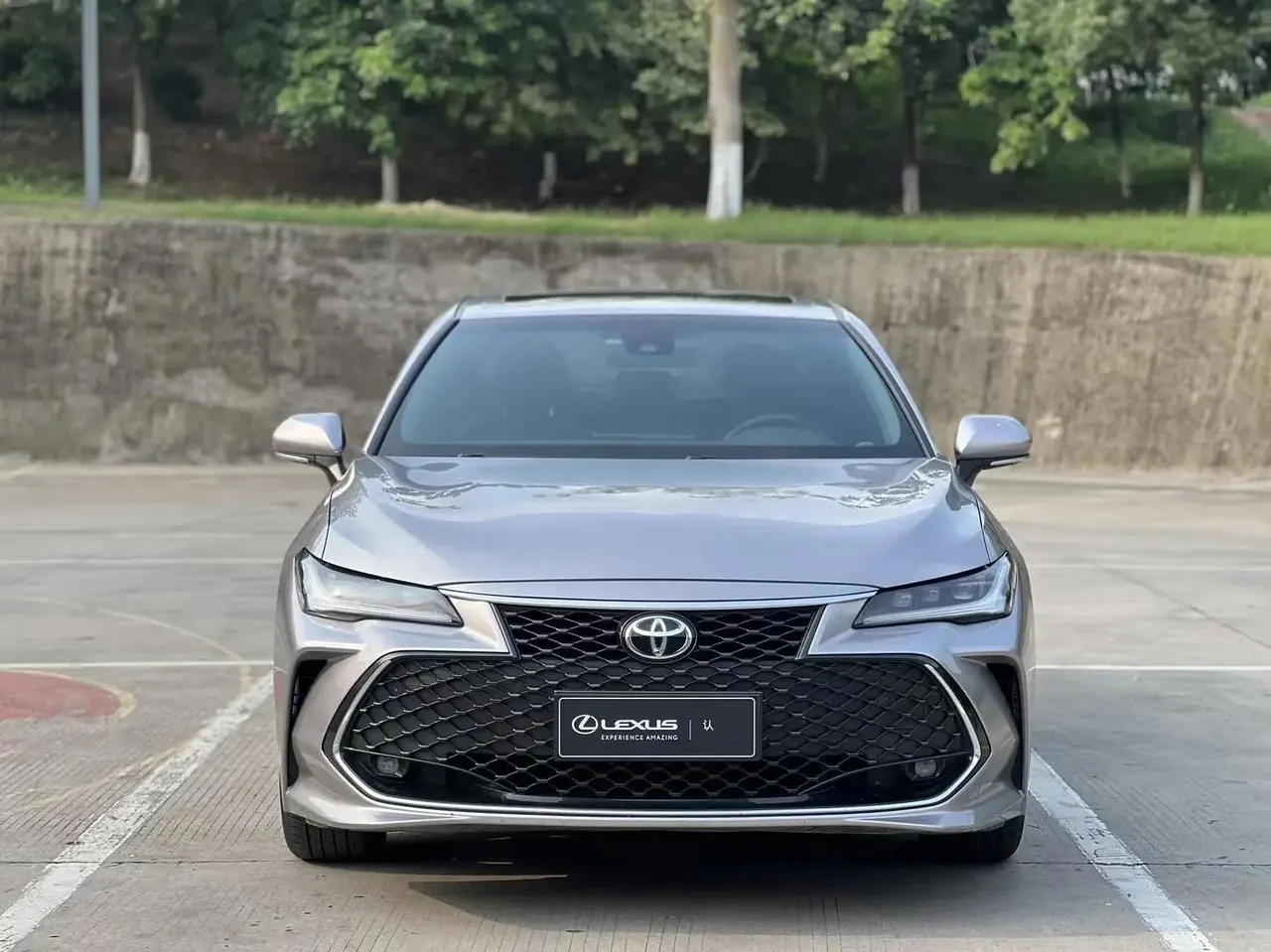 Toyota 2023 Asian Dragon 2.5 Deluxe Edition Automatic 2