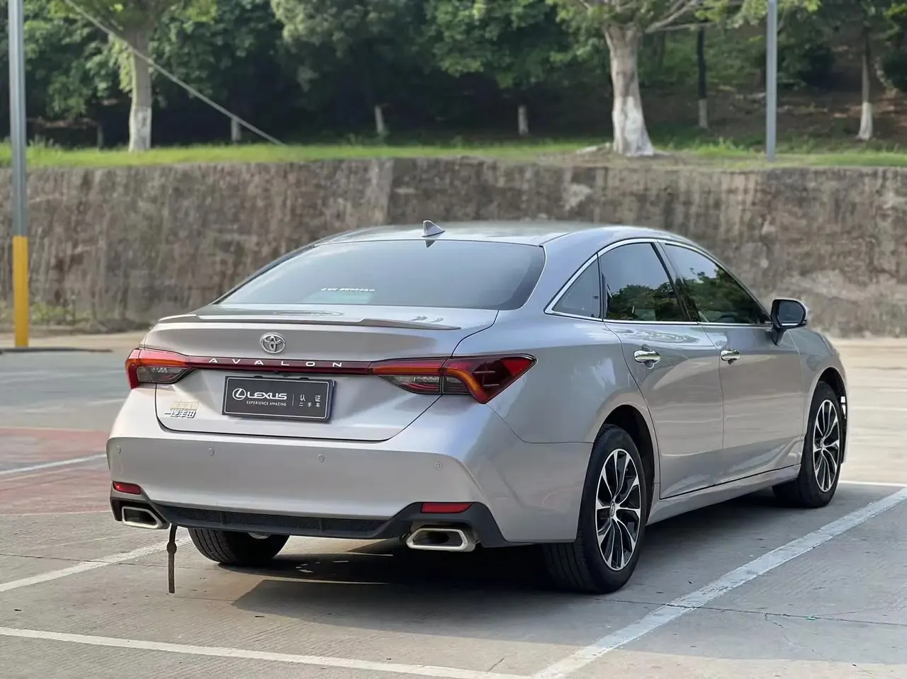 Toyota 2023 Asian Dragon 2.5 Deluxe Edition Automatic 9