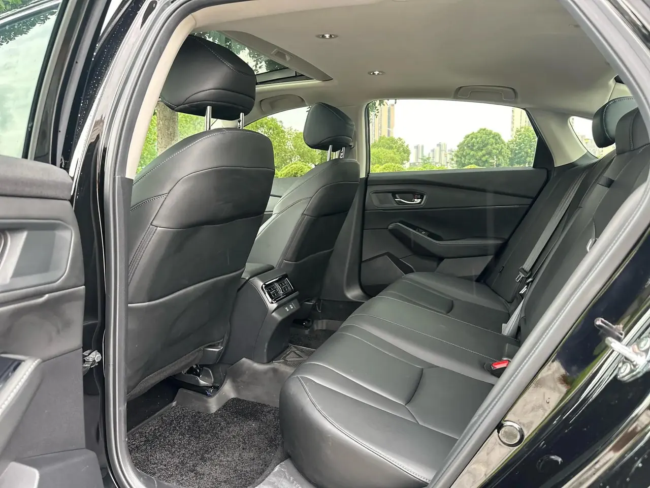 Honda 2023 INSPIRE 1.5T CVT 260TURBO Elegance Edition Automatic 6