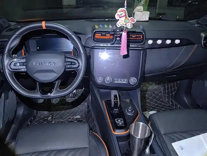 LYNK&amp;CO 02 Hatchback 2021 2.0TD Halo 12