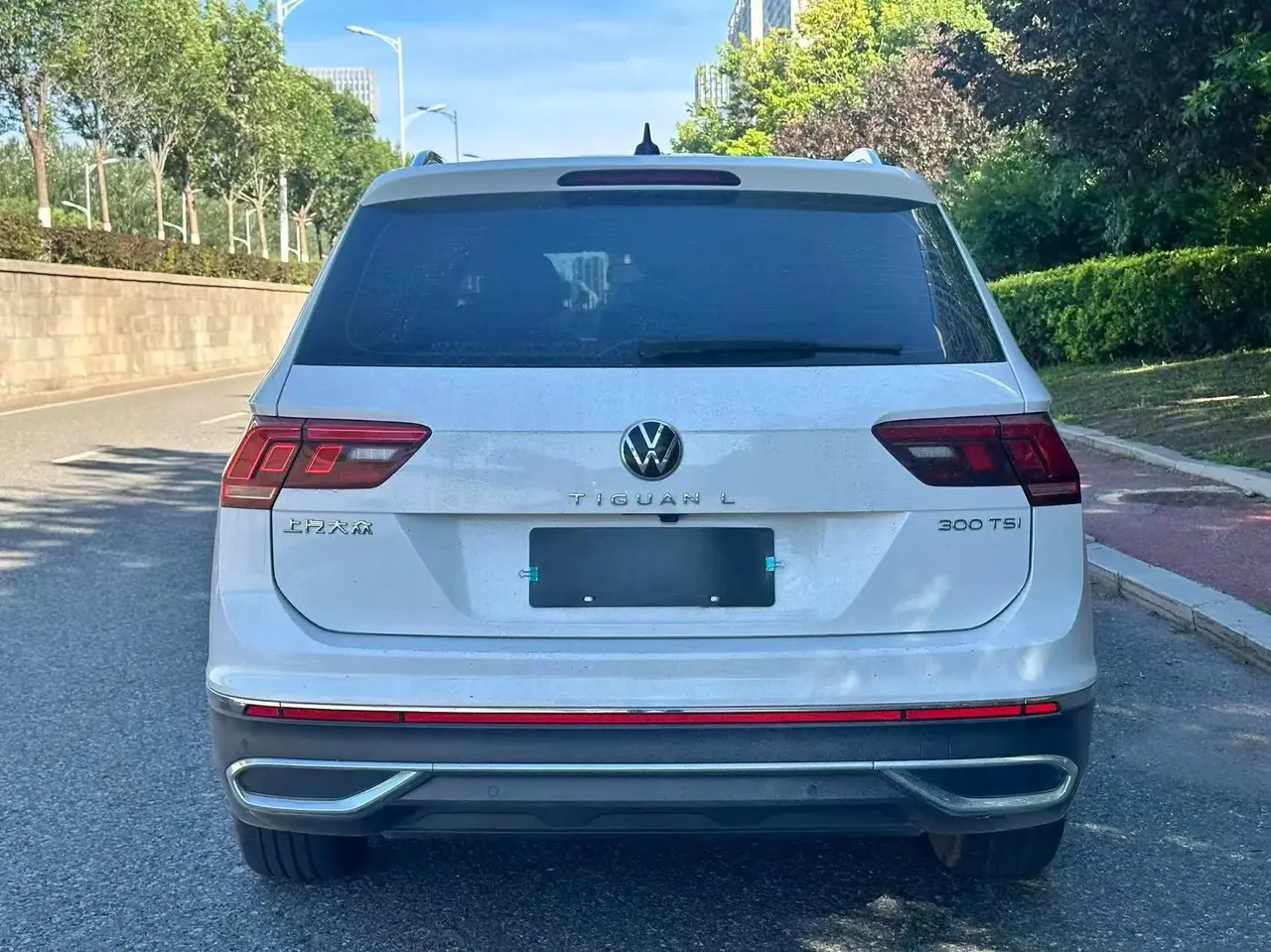 Volkswagen 2024 Tiguan L 1.5TSI 300TSI Front-Wheel Drive Smart Enjoyment Edition Automatic 6