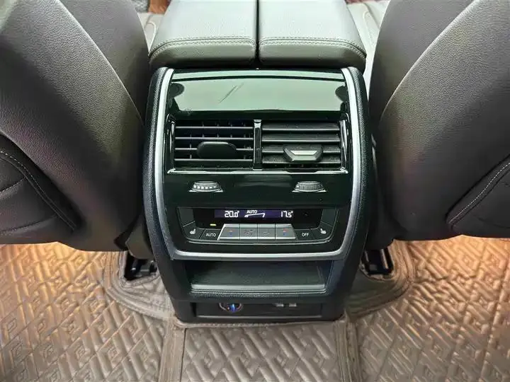 BMW X5 2022 model change xDrive 40Li exclusive m sports suit 11