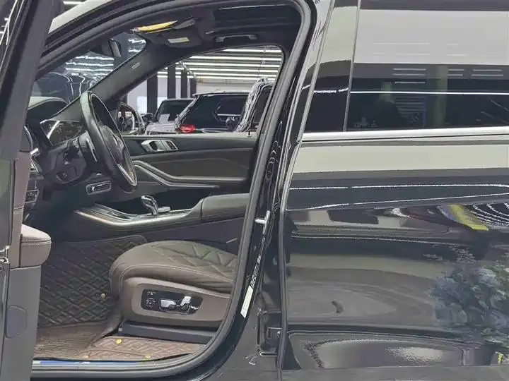 BMW X5 2022 model change xDrive 40Li exclusive m sports suit 6