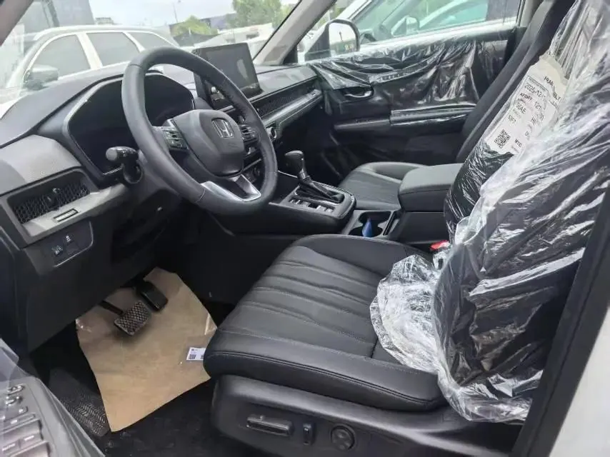 Honda 2025 BREEZE 1.5T CVT 240TURBO Two-Wheel Drive Luxury 5-Seater Automatic 4