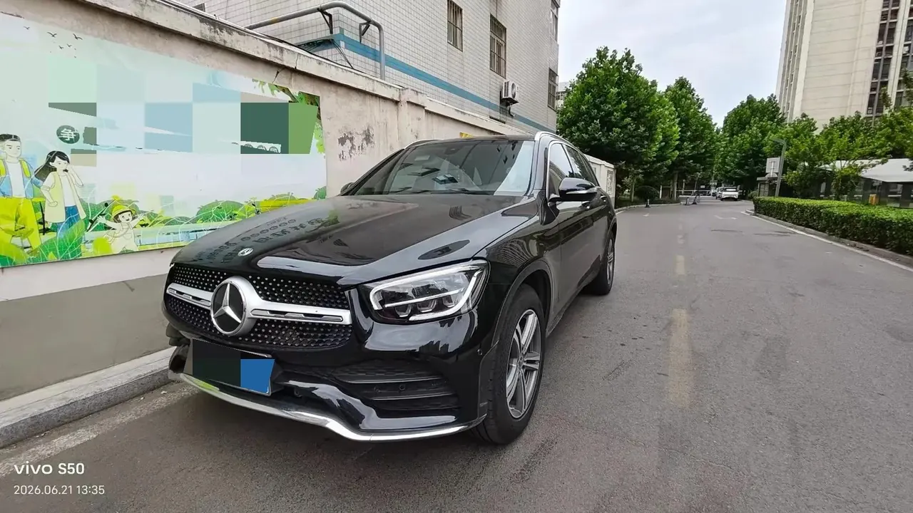 Mercedes Benz GLC 2020 model facelifted GLC 260 L 4MATIC Luxury Edition - View 1