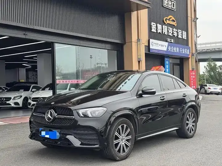 Mercedes Benz GLE Coupe 2022 GLE 350 4MATIC Coupe SUV Luxury - View 1