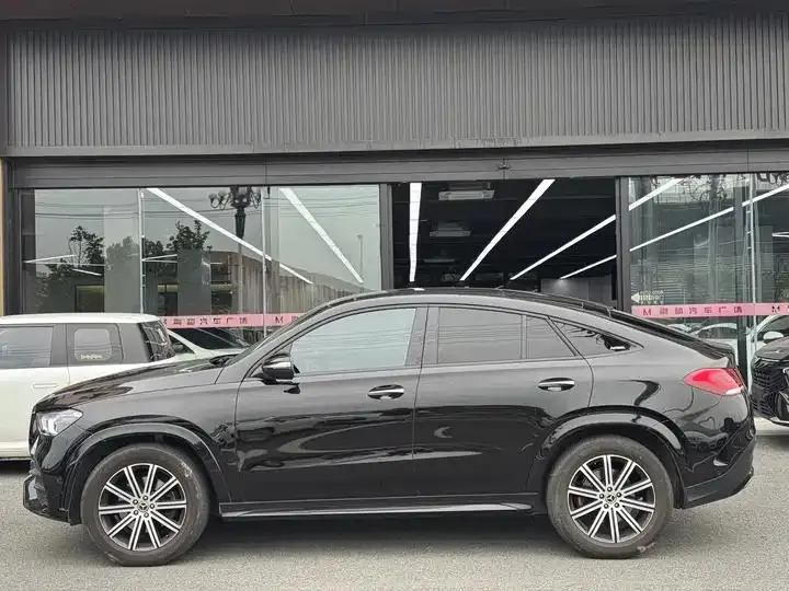 Mercedes Benz GLE Coupe 2022 GLE 350 4MATIC Coupe SUV Luxury 3