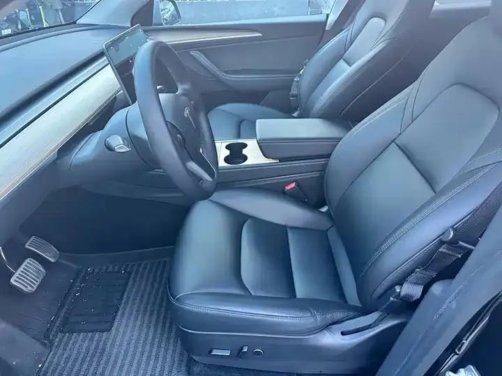 Model Y 2022 rear-wheel drive version 6