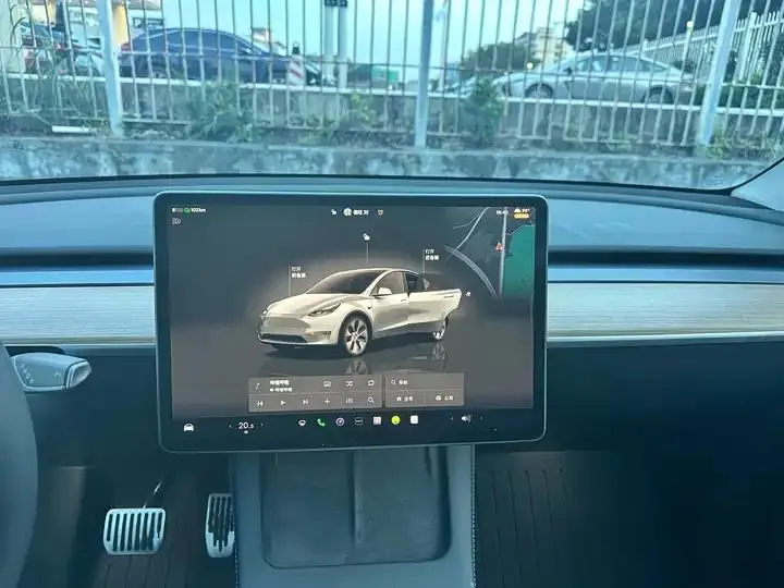 Model Y 2022 rear-wheel drive version 8