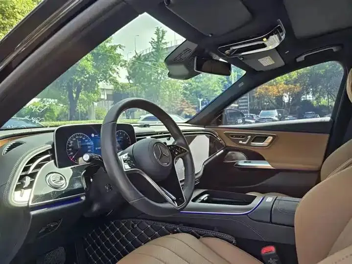 Mercedes Benz E Class 2024 E 300 L Luxury Model 15