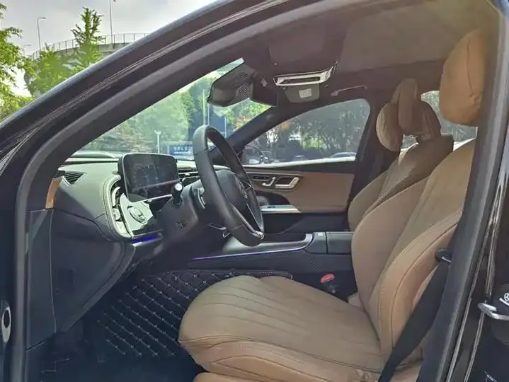 Mercedes Benz E Class 2024 E 300 L Luxury Model 17