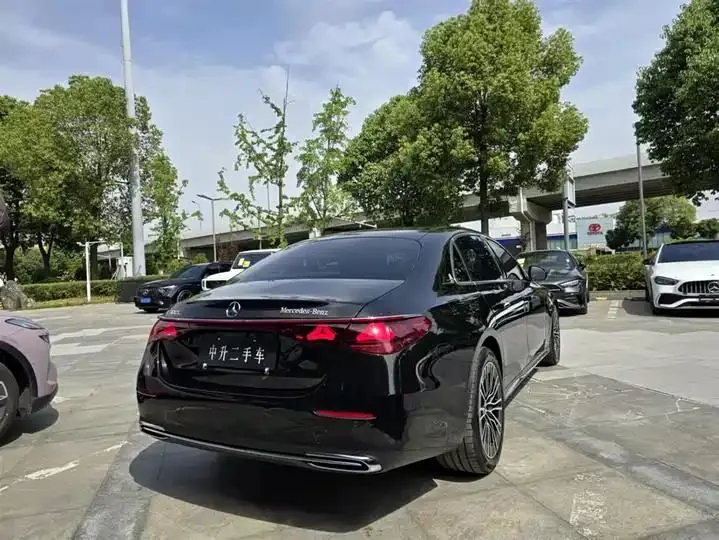 Mercedes Benz E Class 2024 E 300 L Luxury Model 8