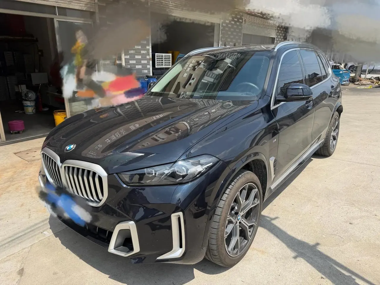 BMW 2025 X5 xDrive30Li 48V 2.0T exclusive m sports obsidian night suit automatic gear - View 1