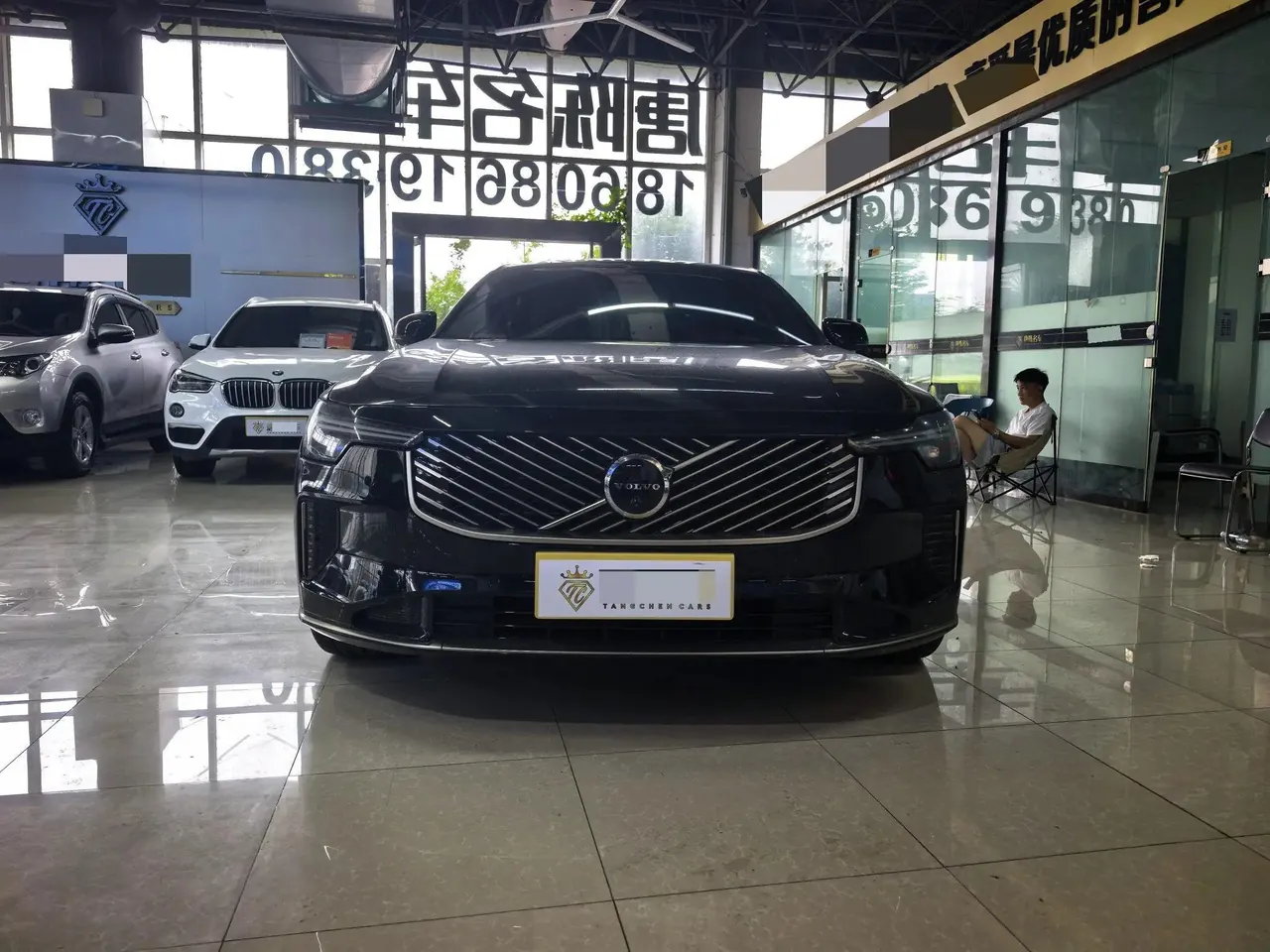 2025 Volvo S90 B5 Smart Luxury Edition 2