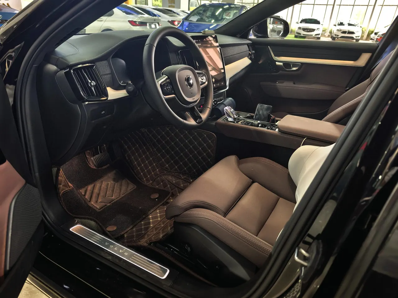 2025 Volvo S90 B5 Smart Luxury Edition 5