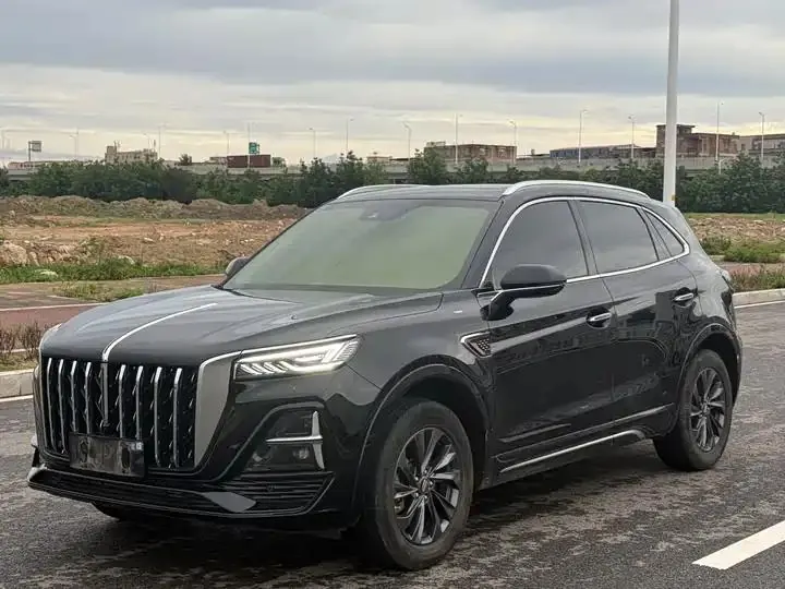 HongQi HS5 2023 model 2.0T Qixiang Pro version - View 1