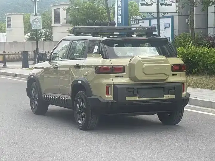 Geely Cowboy 2025 1.5TD Fun Wild Edition 6