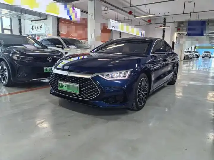 Han 2022 DM-i 121KM exclusive - View 1