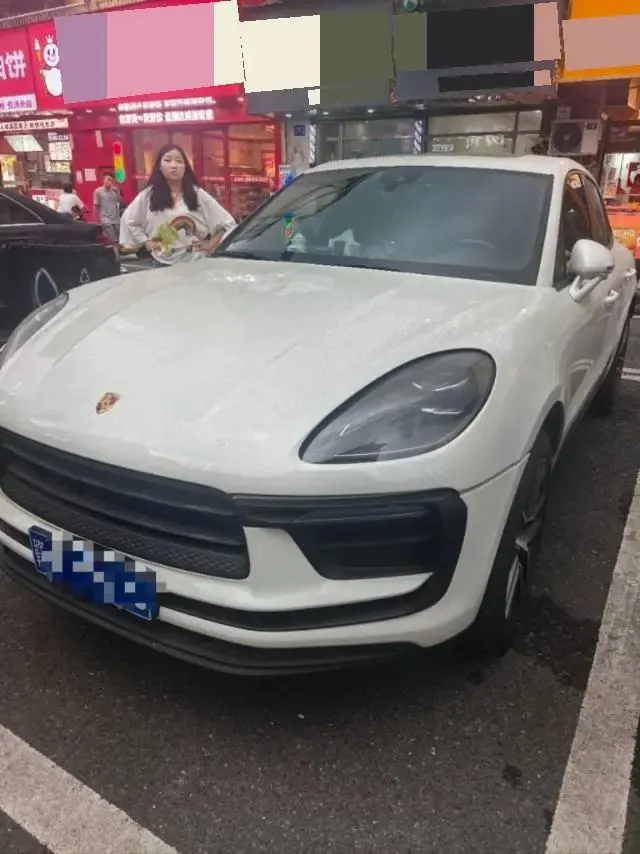Open image lightbox: Porsche Macan (Imported) 2024 Macan 2.0T Automatic