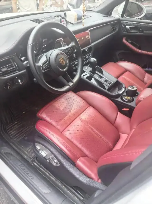 Porsche Macan (Imported) 2024 Macan 2.0T Automatic 2