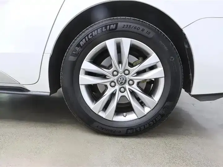 Sana SIENNA 2021 2.5L Hybrid Platinum Edition 36