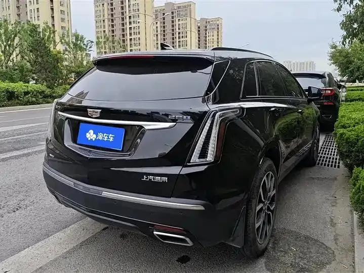 Cadillac XT5 2022 2.0T 4-wheel drive distinguished model 3