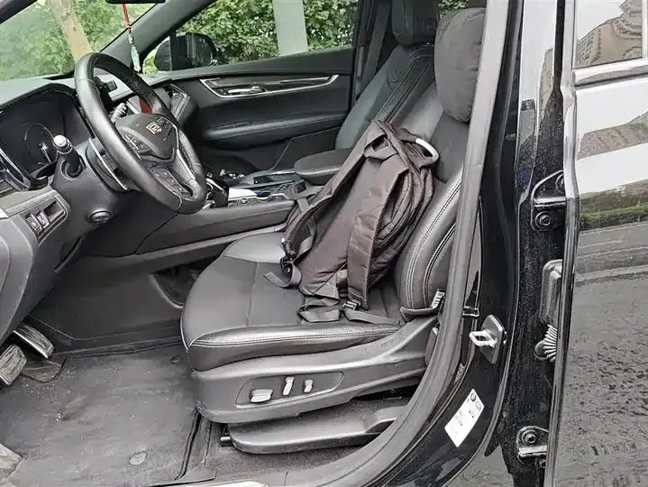 Cadillac XT5 2022 2.0T 4-wheel drive distinguished model 9