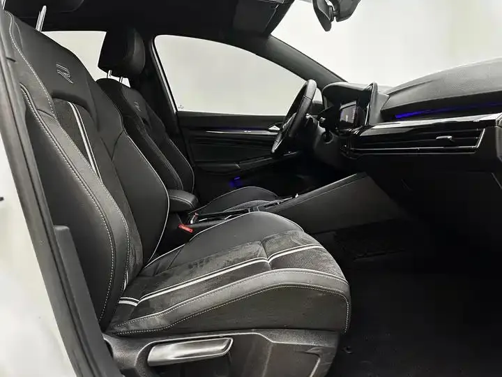 Golf 2021 280TSI DSG R-Line 23
