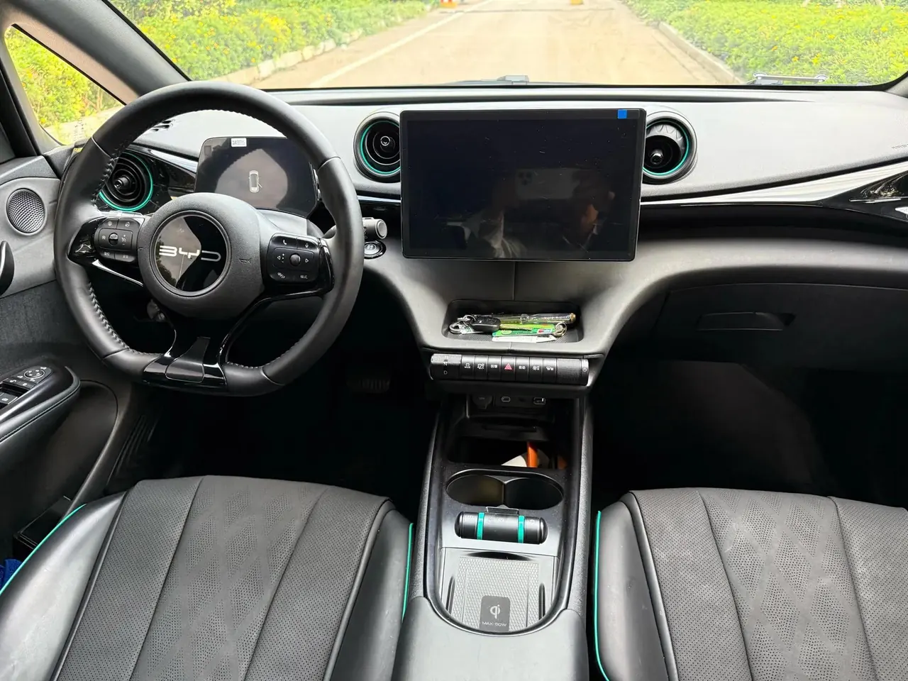 BYD 2023 Dolphin 420km Fashion Edition Automatic 10