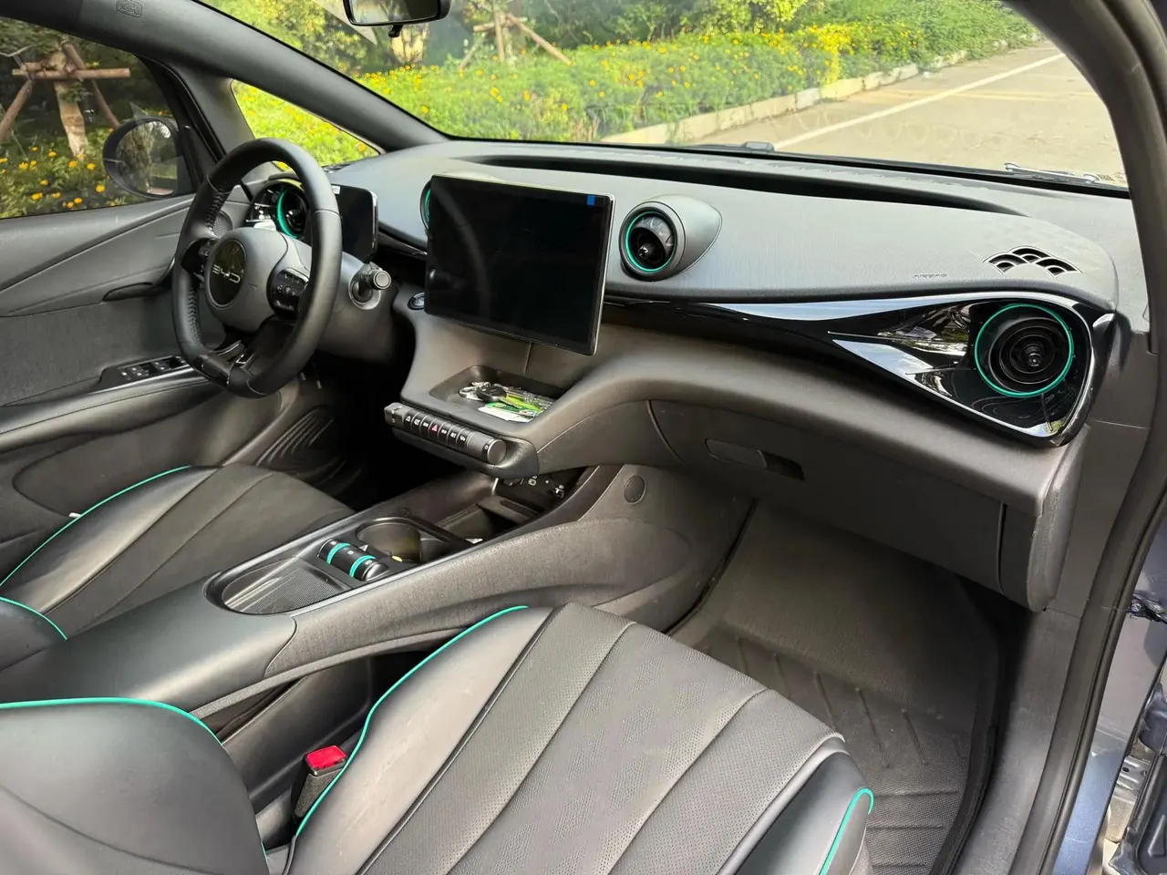 BYD 2023 Dolphin 420km Fashion Edition Automatic 7