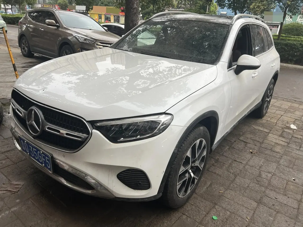Mercedes Benz 2024 GLC 260 L 4MATIC 48V 2.0T Luxury 5-seat Automatic Gear - View 1