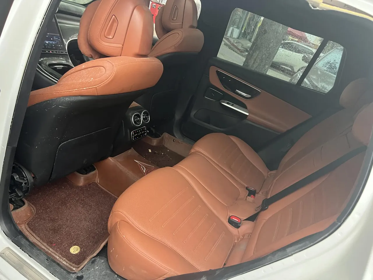 Mercedes Benz 2024 GLC 260 L 4MATIC 48V 2.0T Luxury 5-seat Automatic Gear 4