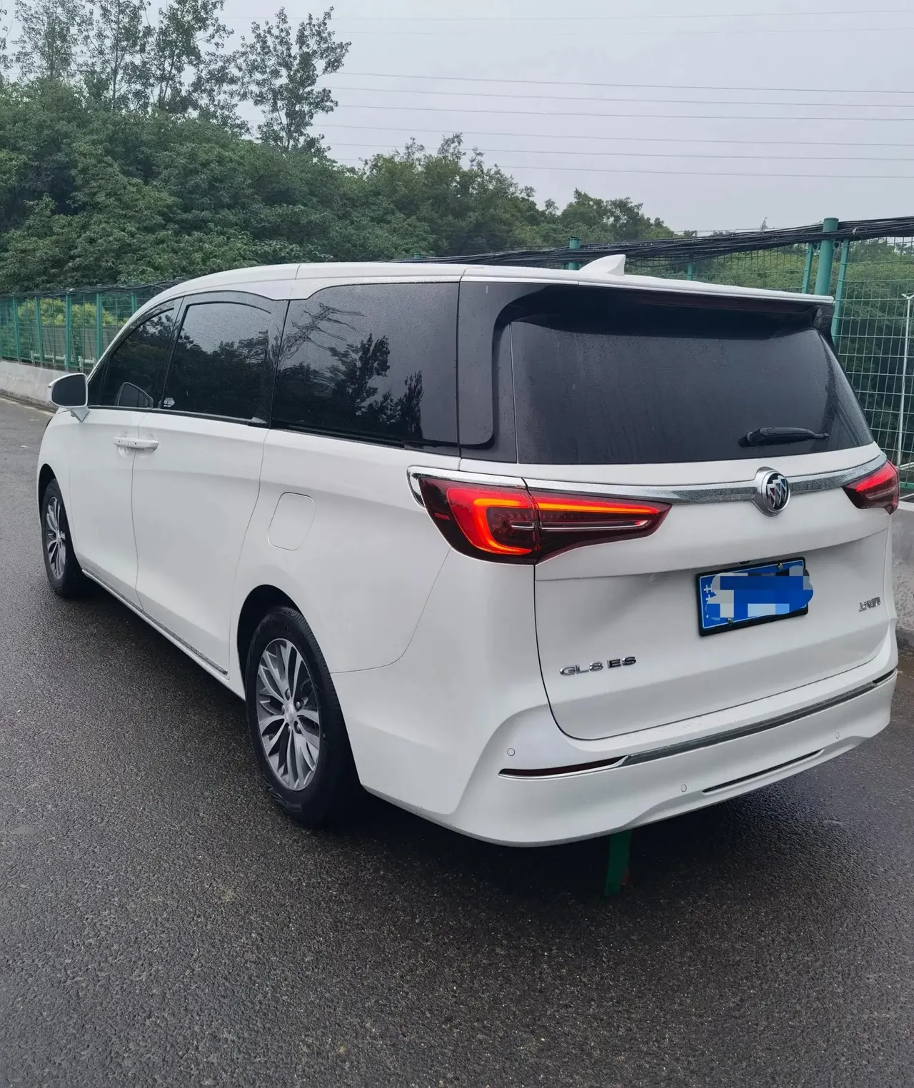 Buick GL8 2023 ES Lu Zun 653T Comfort 6