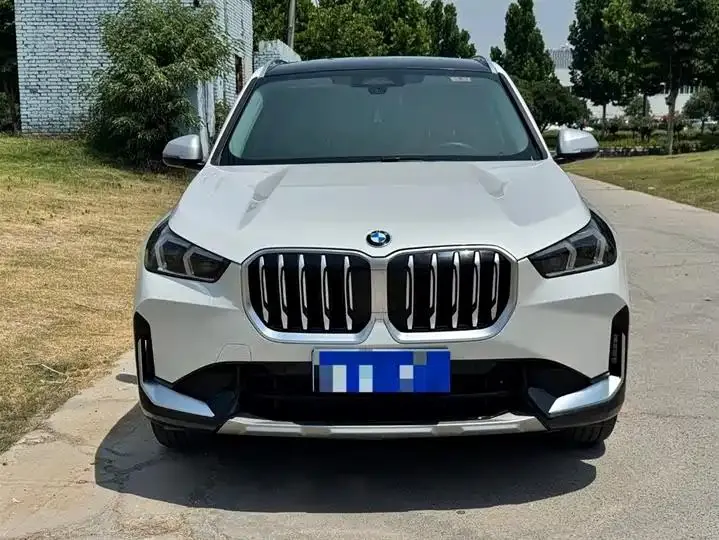 BMW X1 2023 sDrive20Li X Design Set 2