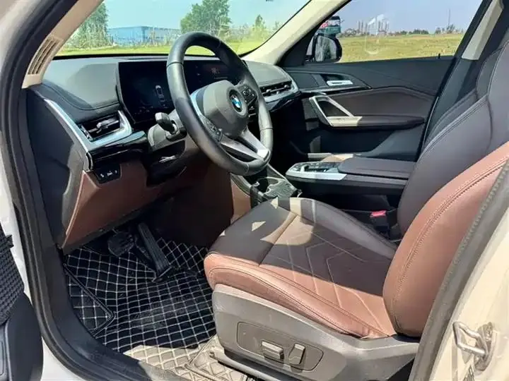BMW X1 2023 sDrive20Li X Design Set 7