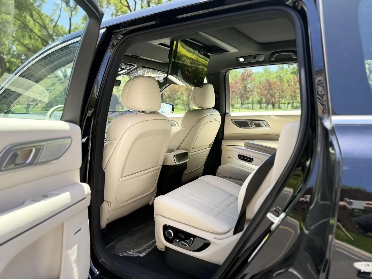 ChangAn Deepal 2026 S09 Rear Drive Ultra Long Range Automatic Gear 5