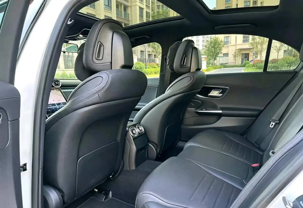Mercedes Benz C- Class 2024 C 260 L 48V 1.5T Sport Edition Automatic 3