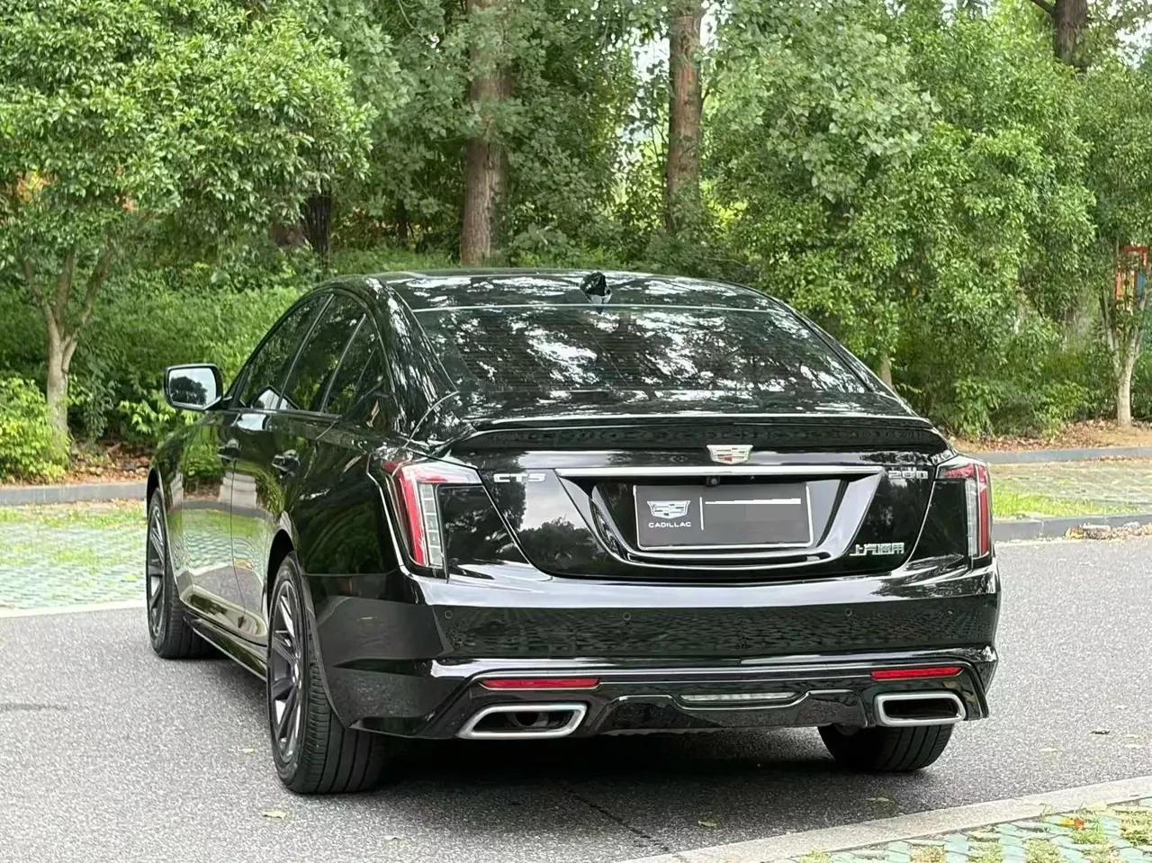 Cadillac CT5 2023 28T Honorable Model 7
