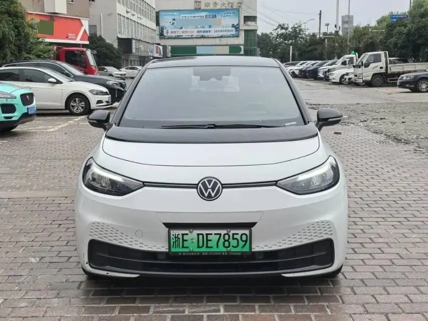 Volkswagen 2024 ID. 3 Outstanding Edition Automatic Transmission 2