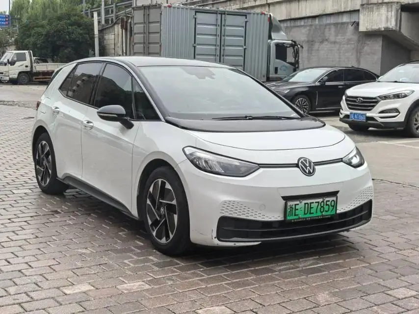 Volkswagen 2024 ID. 3 Outstanding Edition Automatic Transmission 3