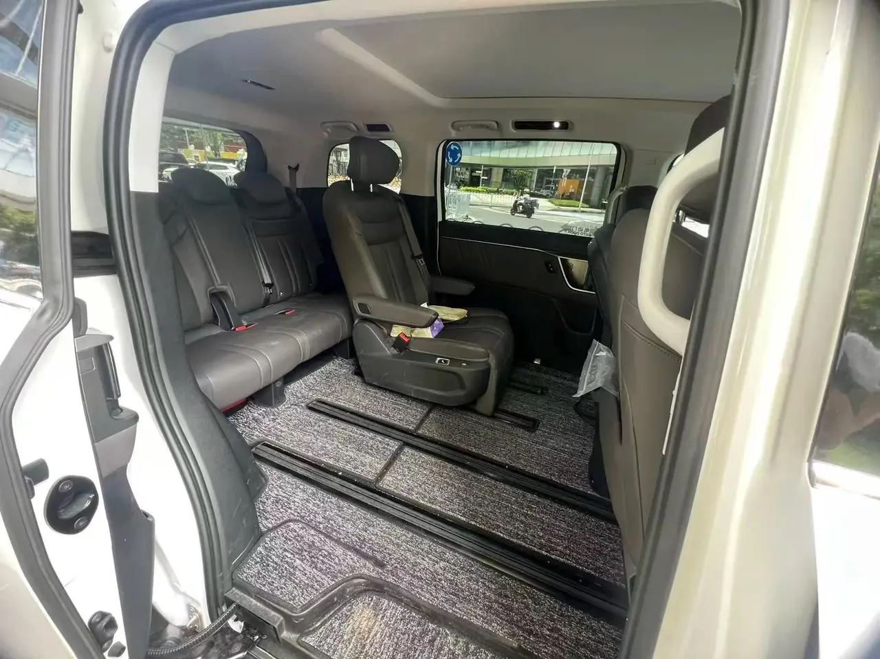 Dashing G70 2024 2.0T Automatic Flagship 6-Seater 6